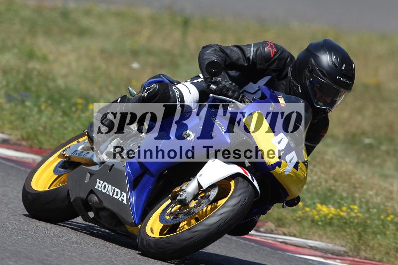 Archiv-2022/40 18.07.2022 Plüss Moto Sport ADR/Einsteiger/44
